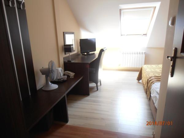 Villa Ramzes : photo 1 de la chambre petite chambre lits jumeaux