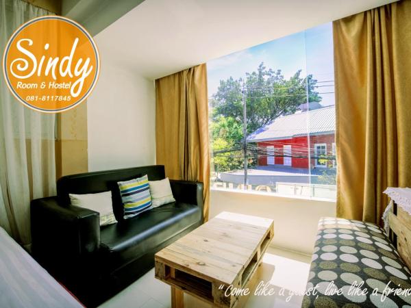 Sindy's Hostel : photo 3 de la chambre chambre familiale avec salle de bains commune