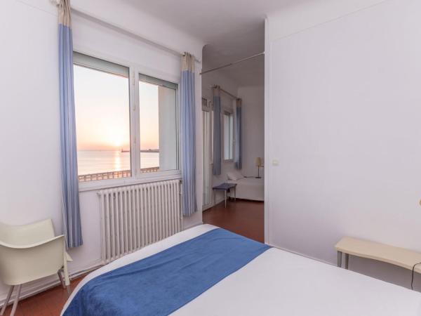 Hotel Le Trident Thyrsé : photo 2 de la chambre studio - vue sur océan 