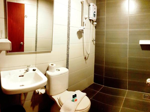 Golden Court Hotel - Tun Abdul Razak : photo 7 de la chambre chambre double deluxe