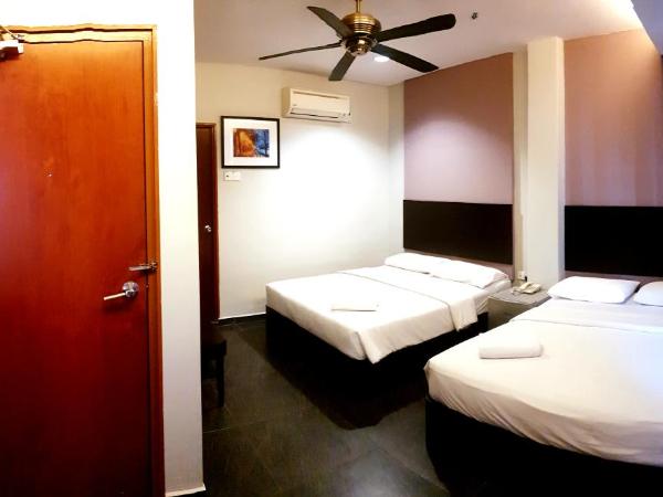 Golden Court Hotel - Tun Abdul Razak : photo 2 de la chambre chambre triple deluxe