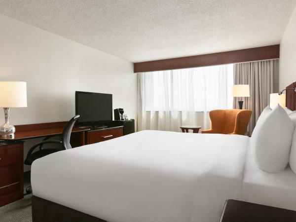 Travelodge by Wyndham Quebec City Hotel & Convention Centre : photo 2 de la chambre chambre signature lit king-size - non-fumeurs