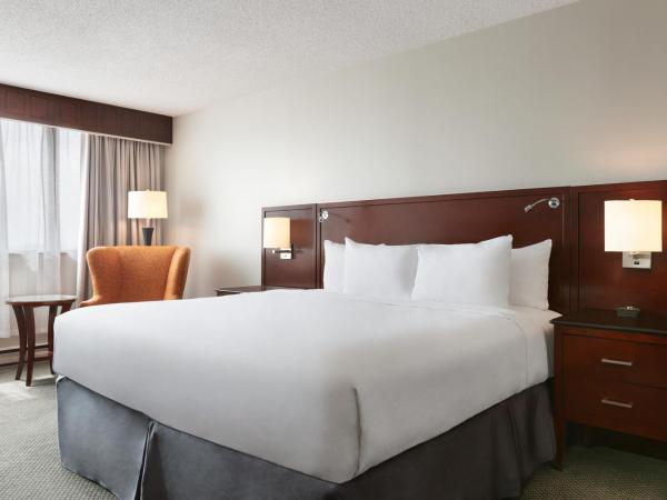 Travelodge by Wyndham Quebec City Hotel & Convention Centre : photo 1 de la chambre chambre signature lit king-size - non-fumeurs