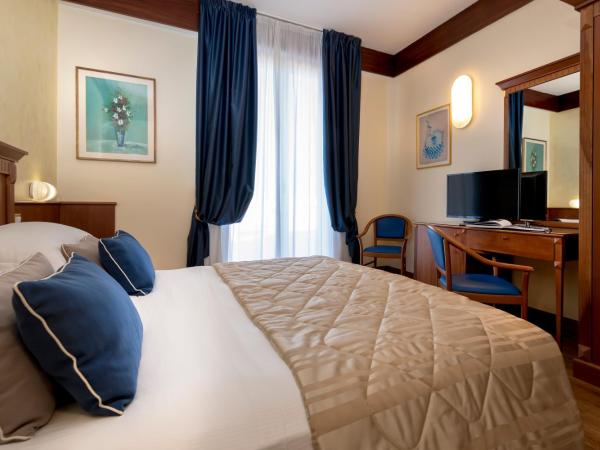 Hotel Bellevue : photo 6 de la chambre chambre double ou lits jumeaux avec terrasse