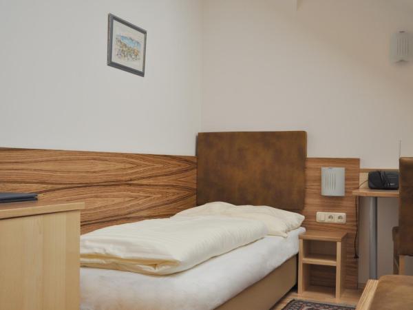 Hotel Almtalerhof : photo 2 de la chambre chambre simple confort