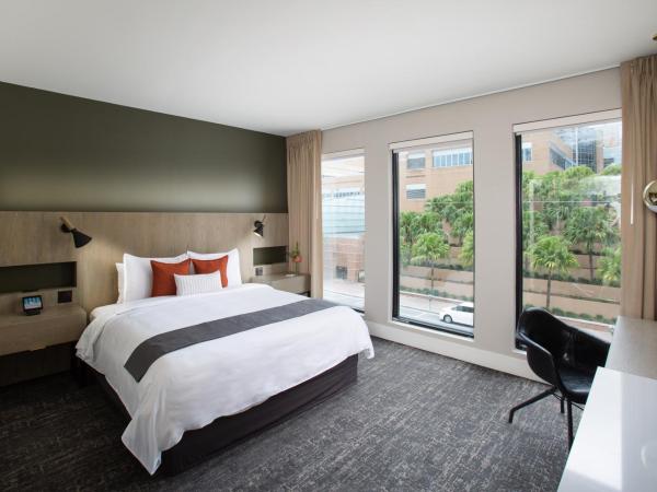 The Delaney Hotel : photo 3 de la chambre hébergement lit king-size deluxe somptueux