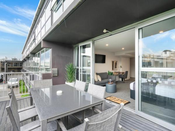 Southwark Hotel & Apartments : photo 3 de la chambre appartement avec balcon