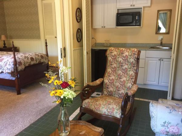 Beaconsfield Bed and Breakfast - Victoria : photo 10 de la chambre chambre familiale avec douche