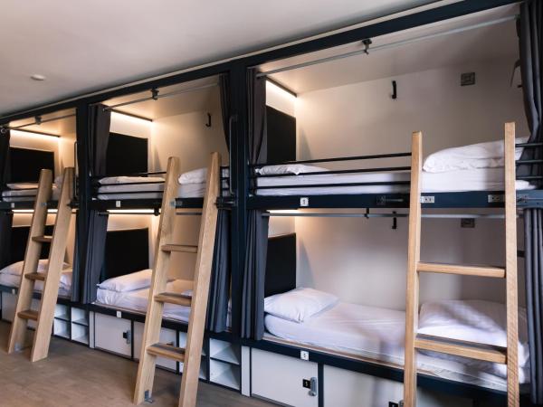 Jacobs Inn Dublin : photo 1 de la chambre chambre privée avec 6 capsules