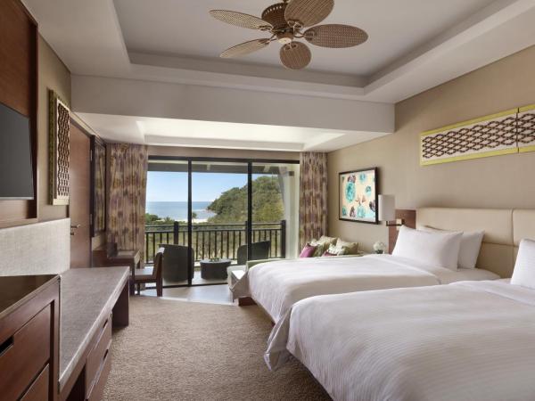 Shangri-La Rasa Ria, Kota Kinabalu : photo 4 de la chambre chambre lits jumeaux deluxe - aile jardin - vue sur mer