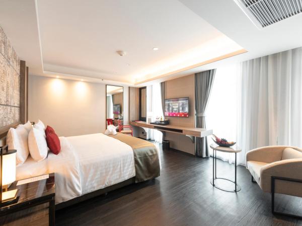 Ramada Plaza by Wyndham Chao Fah Phuket : photo 5 de la chambre chambre lit king-size premium