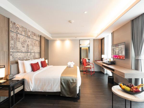 Ramada Plaza by Wyndham Chao Fah Phuket : photo 2 de la chambre chambre lit king-size premium