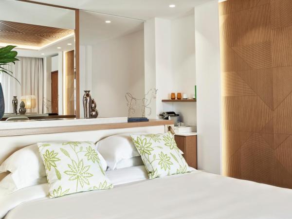 Myconian Korali Relais & Chateaux : photo 9 de la chambre suite junoir era avec piscine privée