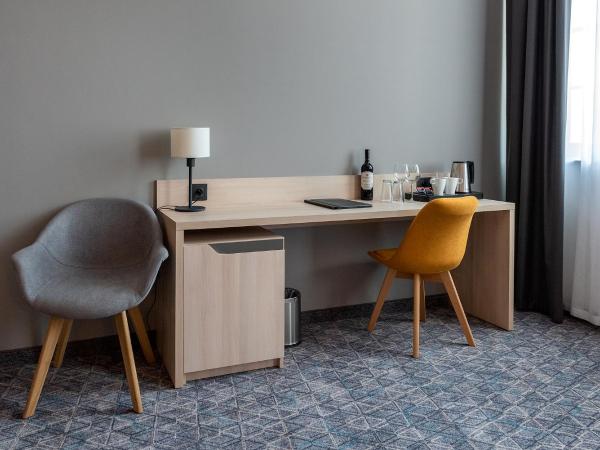 Korona Gold - Korona Hotel Wrocław : photo 6 de la chambre pokój typu standard z łóżkiem typu king size - 3 gwiazdki