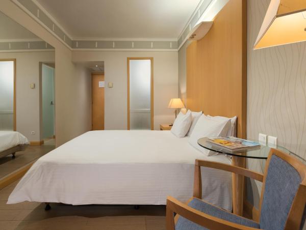 Central Hotel : photo 8 de la chambre chambre double ou lits jumeaux Économique