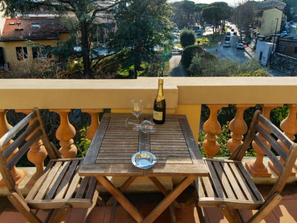 Dimora Salviati : photo 9 de la chambre suite junior avec balcon