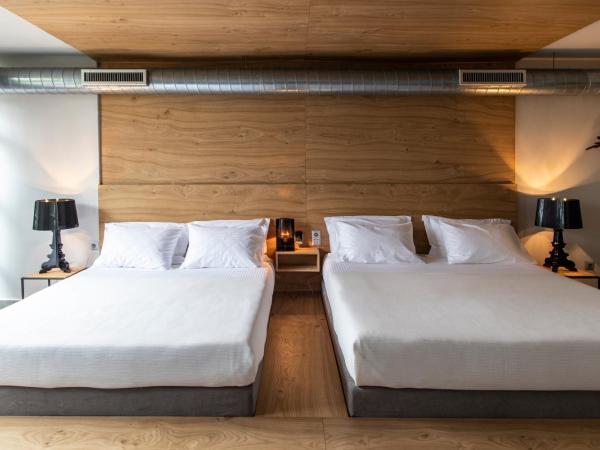 Bespoke House Athens : photo 10 de la chambre chambre lit queen-size exécutive avec 2 lits queen-size et sans piscine
