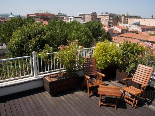 Card International Hotel : photo 7 de la chambre suite de luxe avec baignoire spa