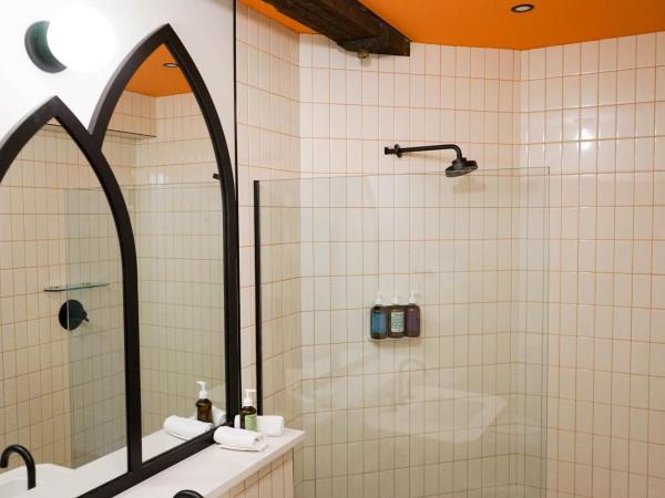 The Russell : photo 6 de la chambre room 2:2 - interior king