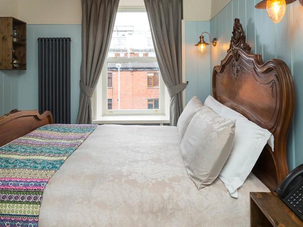 McGettigan's Townhouse - Olives & Figs Bistro : photo 7 de la chambre chambre double