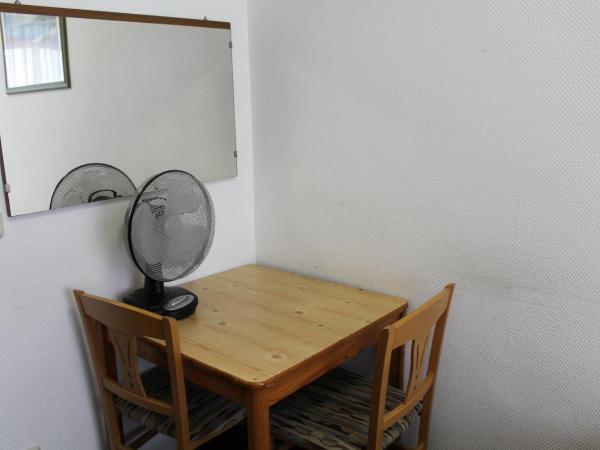 Pension Locarno : photo 2 de la chambre chambre quadruple
