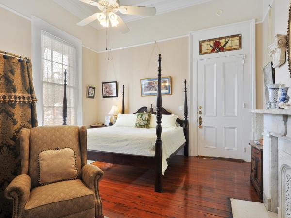 Ashton's Bed and Breakfast : photo 1 de la chambre chambre lit king-size standard