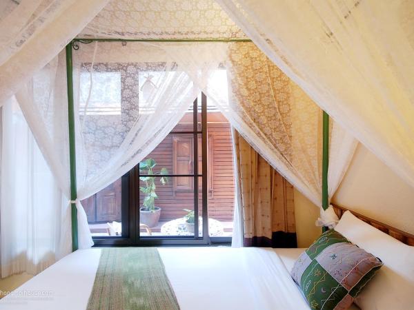 Changmoi House (Little Village) : photo 2 de la chambre chambre lits jumeaux supérieure avec terrasse