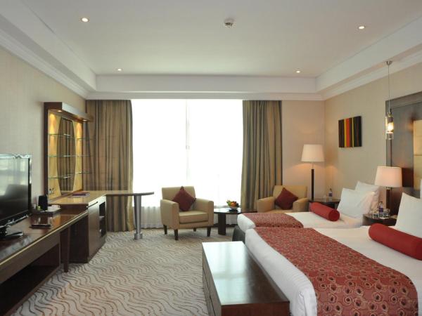 Park Regis Kris Kin Hotel : photo 5 de la chambre chambre triple