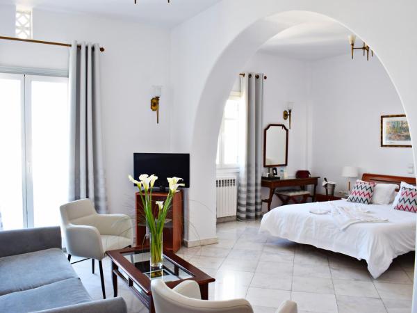 Hotel Adonis : photo 5 de la chambre chambre supérieure - vue sur mer