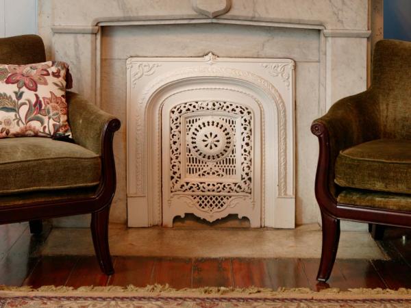 Ashton's Bed and Breakfast : photo 1 de la chambre chambre lit queen-size