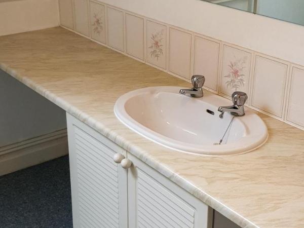 Sandfield Guest House : photo 1 de la chambre chambre simple avec salle de bains privative