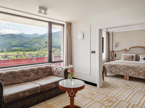 Bachleda Hotel Kasprowy : photo 1 de la chambre suite avec balcon - vue sur montagne