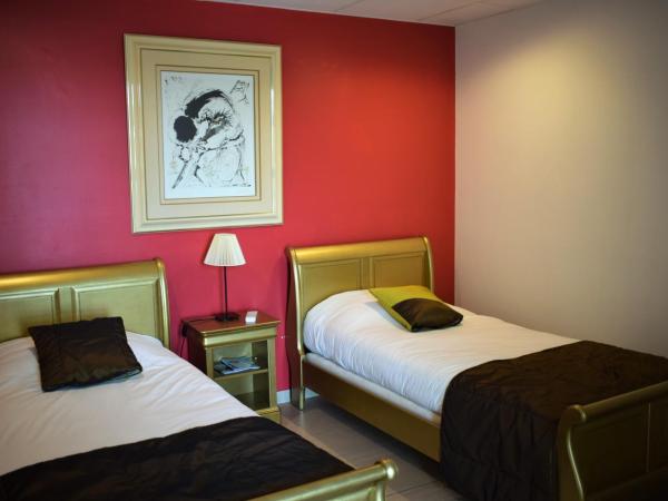 Logis Hôtel La Fauceille : photo 1 de la chambre suite familiale