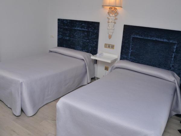 Artheus Carmelitas Salamanca : photo 6 de la chambre chambre lits jumeaux