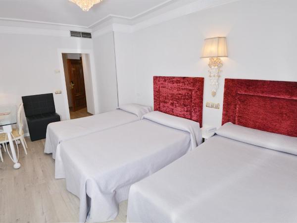 Artheus Carmelitas Salamanca : photo 7 de la chambre triple room with 3 beds