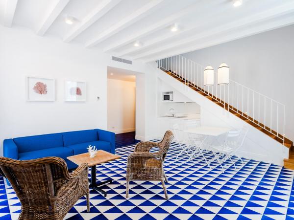 Maison Blu - Intimate GuestHouse : photo 4 de la chambre suite en duplex