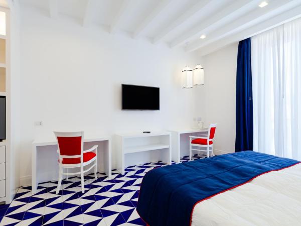 Maison Blu - Intimate GuestHouse : photo 8 de la chambre chambre double ou lits jumeaux supérieure