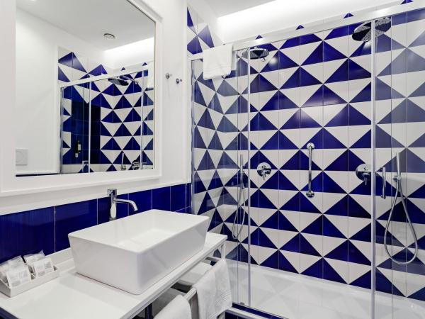 Maison Blu - Intimate GuestHouse : photo 3 de la chambre suite junior