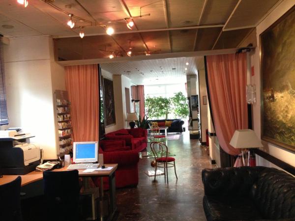 Hotel Montree : photo 4 de la chambre chambre double