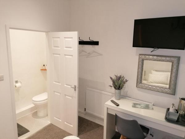 The Cottage : photo 1 de la chambre chambre double avec salle de bains privative