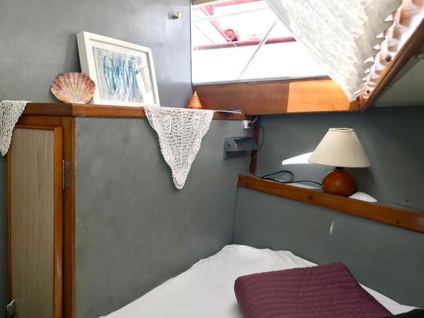 Boat Yacht Barcelona : photo 6 de la chambre mobile home