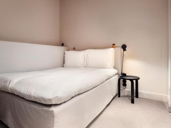 Blique by Nobis, Stockholm, a Member of Design Hotels™ : photo 1 de la chambre chambre 1 lit double sans fenêtre - sommeil profond