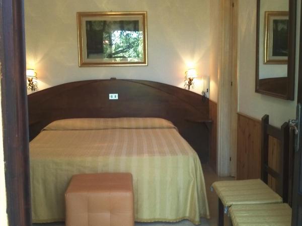 Hotel Abbaruja : photo 5 de la chambre petite chambre double