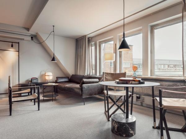 Blique by Nobis, Stockholm, a Member of Design Hotels™ : photo 1 de la chambre studio avec lit king-size - 2