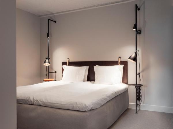 Blique by Nobis, Stockholm, a Member of Design Hotels™ : photo 2 de la chambre studio avec lit king-size - 2