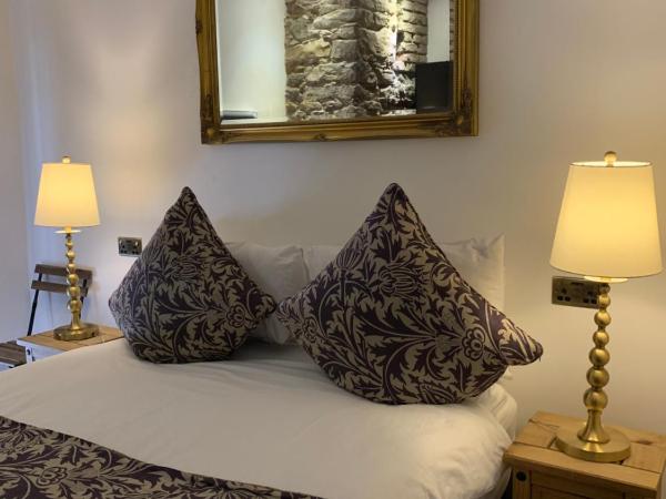 Royal Mile Balconies by the Castle : photo 9 de la chambre chambre double de luxe - dundas