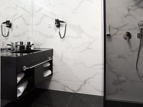 Kaneo beach hotel Novalja : photo 1 de la chambre chambre double standard