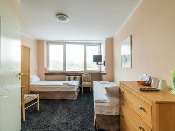 Sopocki Zdrój : photo 2 de la chambre chambre lits jumeaux