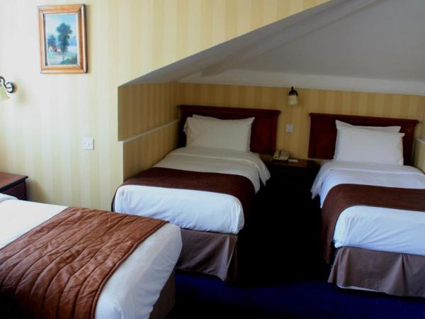 Best Western Swiss Cottage Hotel : photo 3 de la chambre chambre triple - non-fumeurs