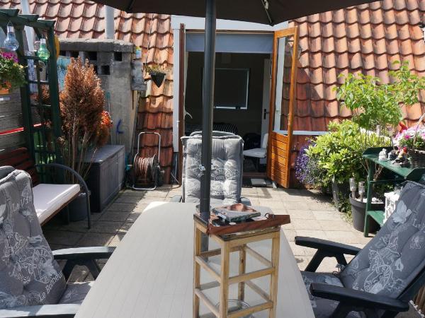 Amsterdam Roof Terrace B&B : photo 8 de la chambre chambre double avec terrasse